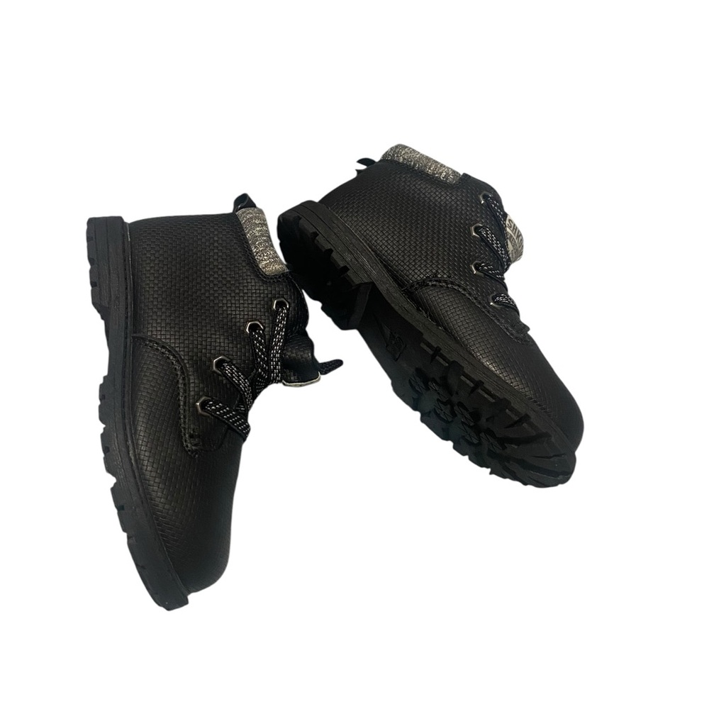 OshKosh B'gosh Black boots NWT